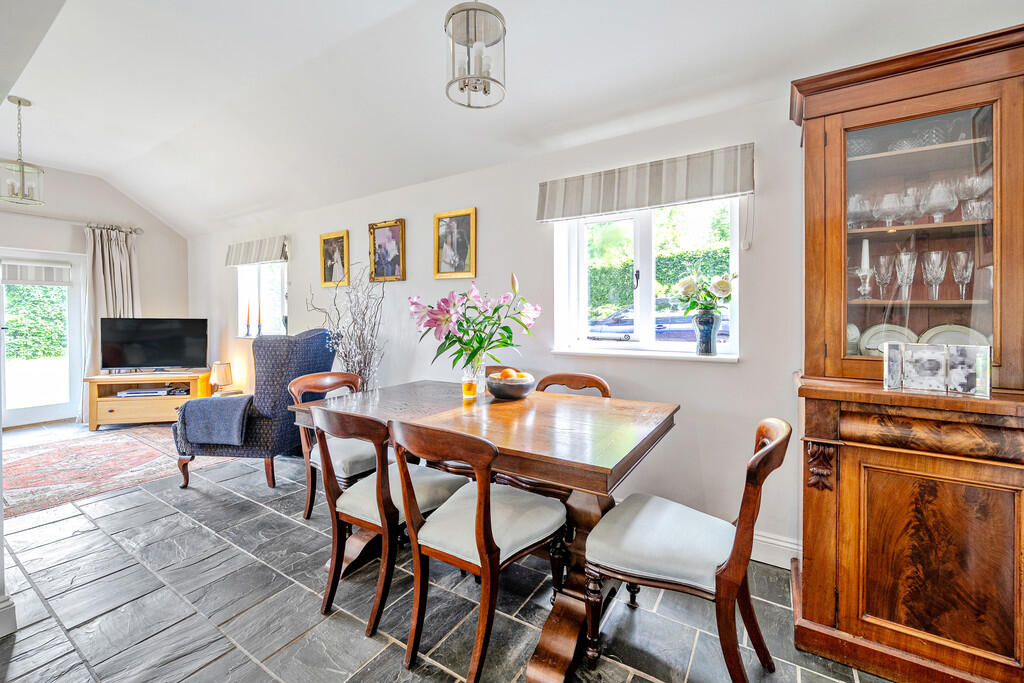 1297474-13-683848...