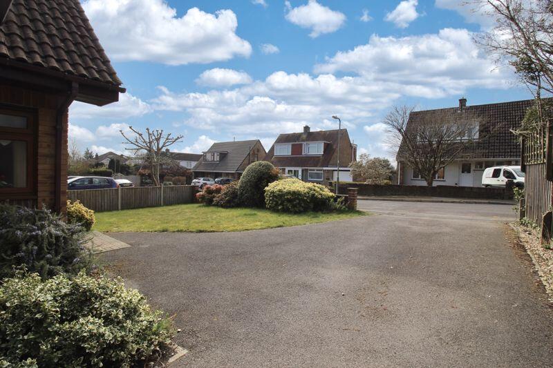 Front Garden/Parking