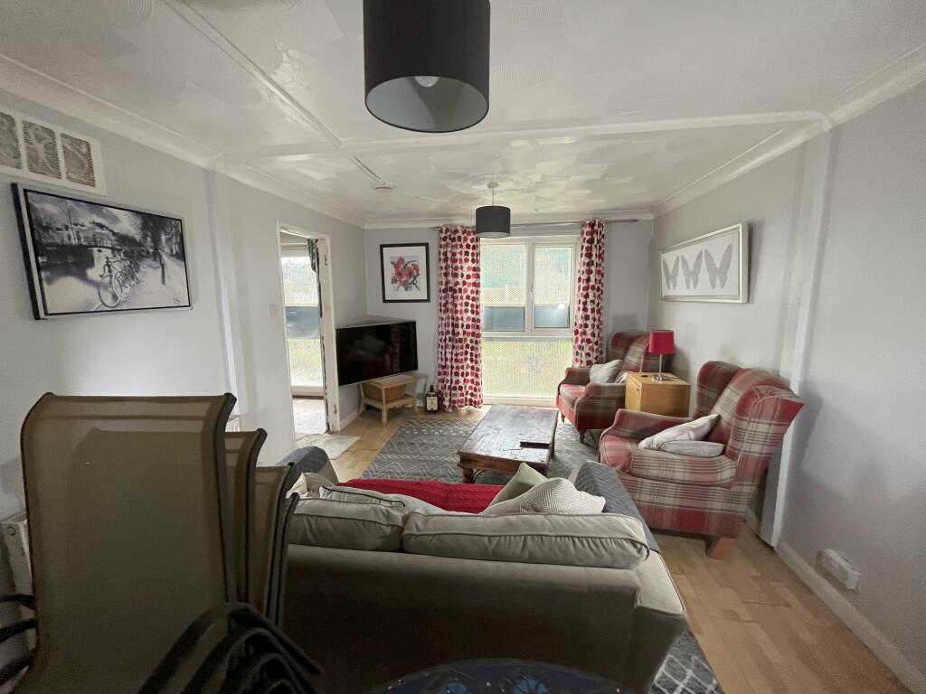 Lounge 2 T202508131543.jpeg