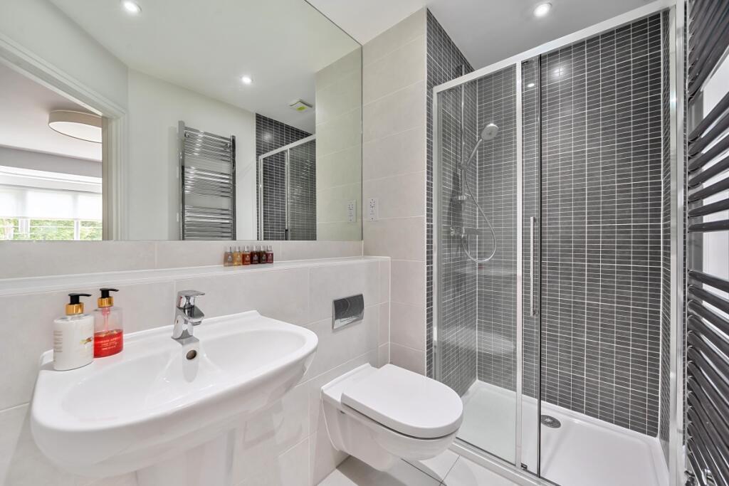 1297268-17-683856...