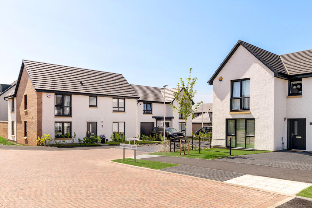 street scene at cammo meadows