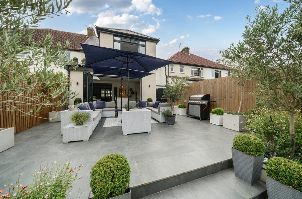 1330344-7-6884ec6...