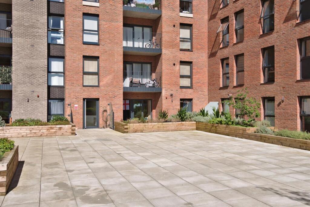 Communal Roof Garden