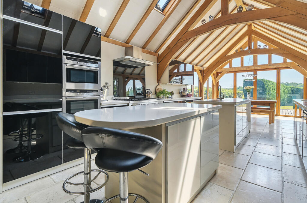 1307105-27-685457...