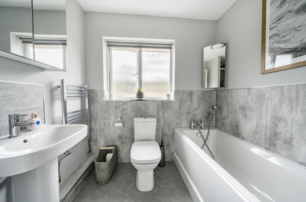 1304835-6-6848226...