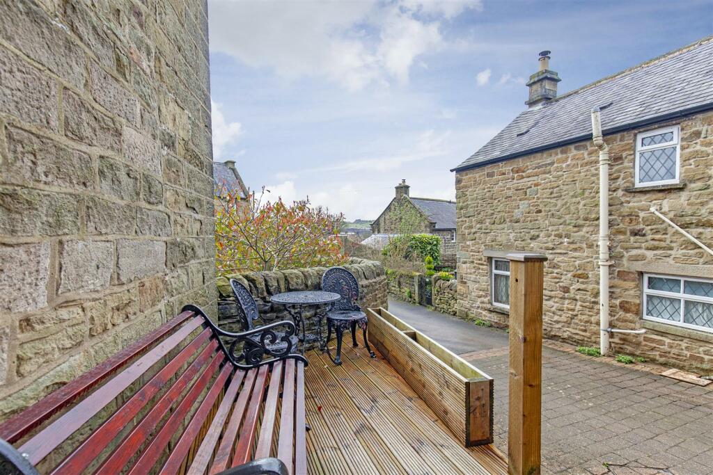 Front External-8.jpg