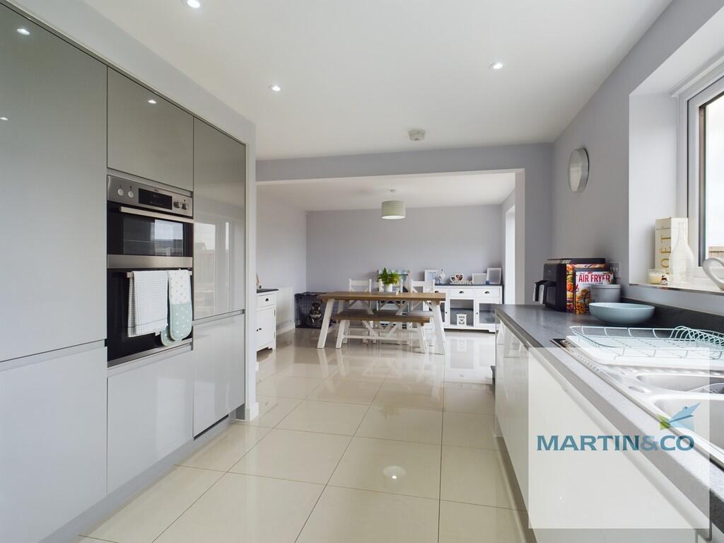 CAM03663G0-PR0027...