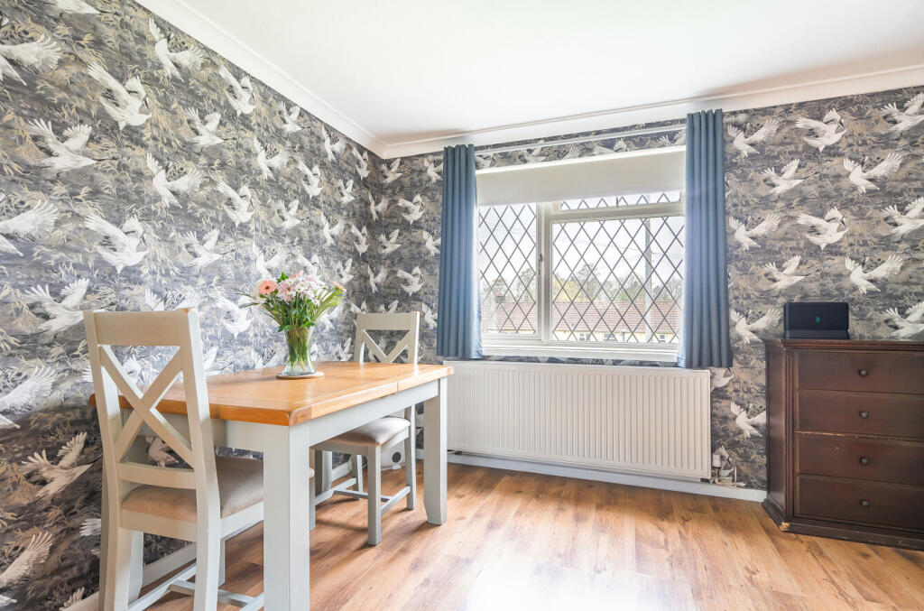 1258350    (4).jp...