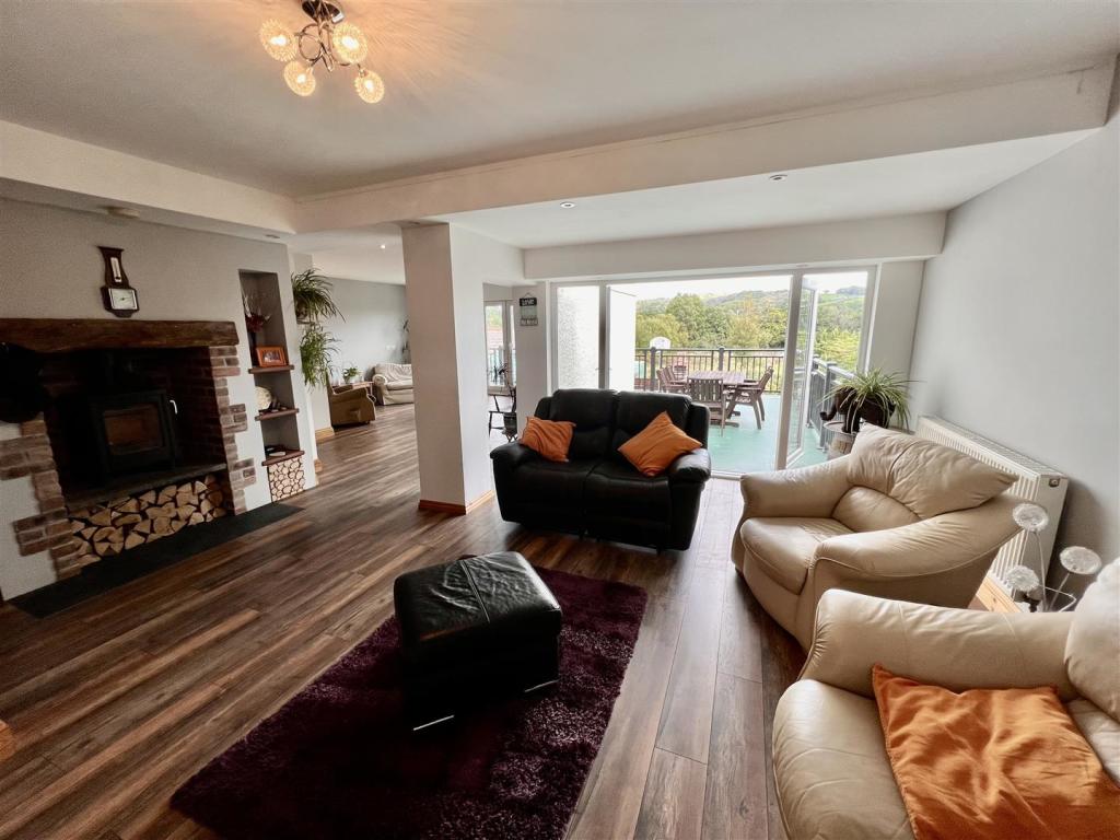 L Shaped Sitting Room