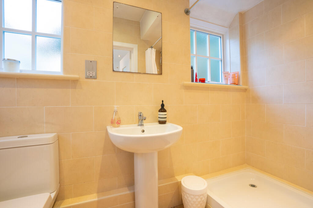 Ground Floor Shower