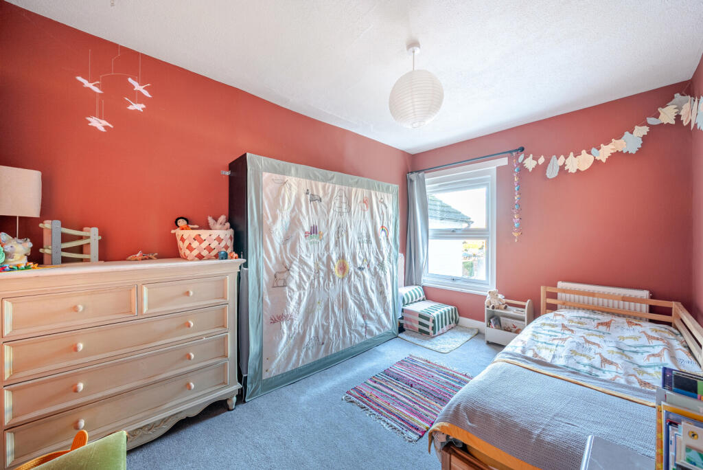 1396717-12-695e2b...