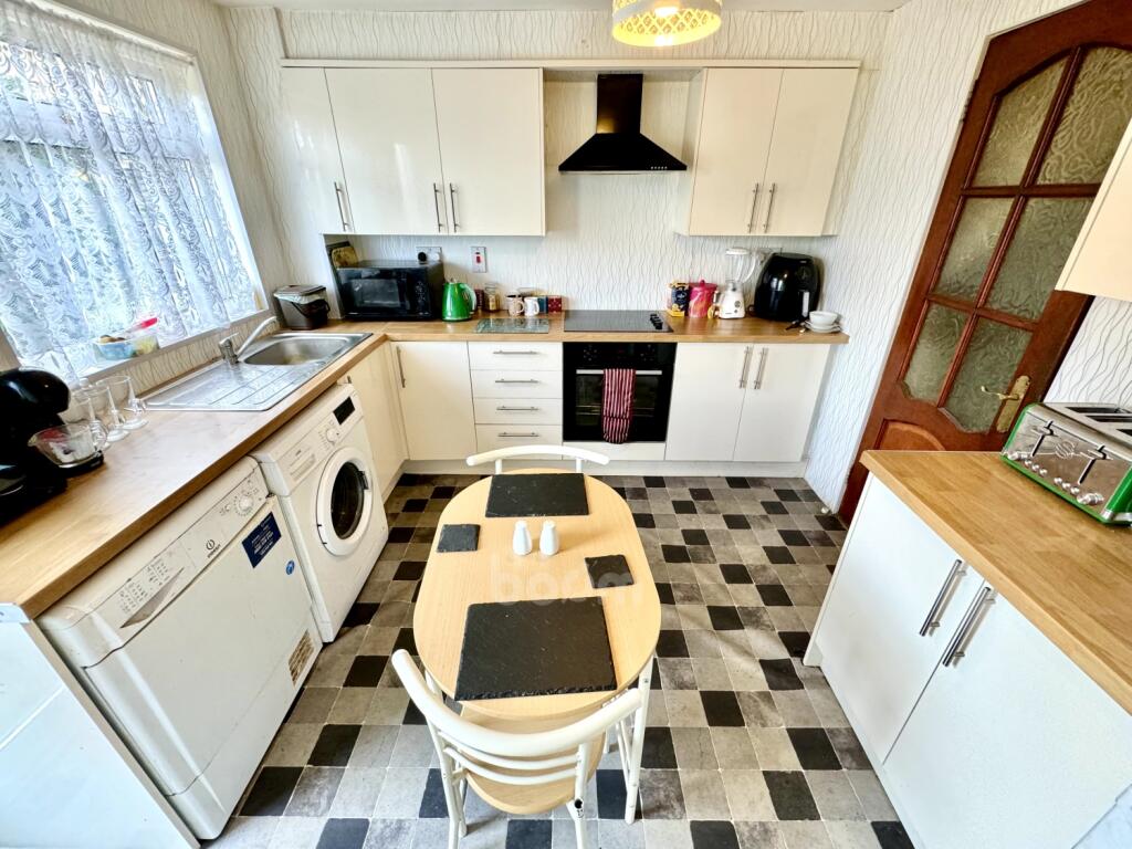 C9DD7447-CB45-4F05-8D07-8A5331F03D05