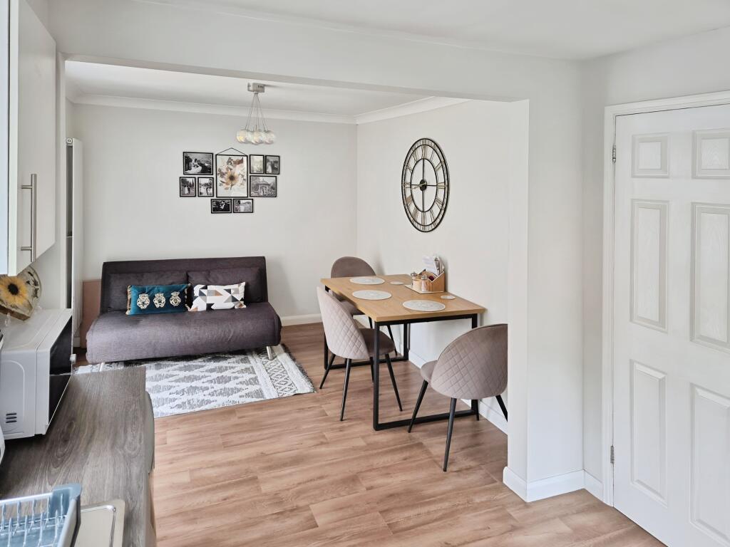 Cc4dfc9e-Dining 20Kitchen