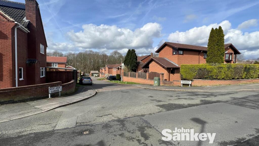 Land Adj Clipstone Dr _2381.jpg