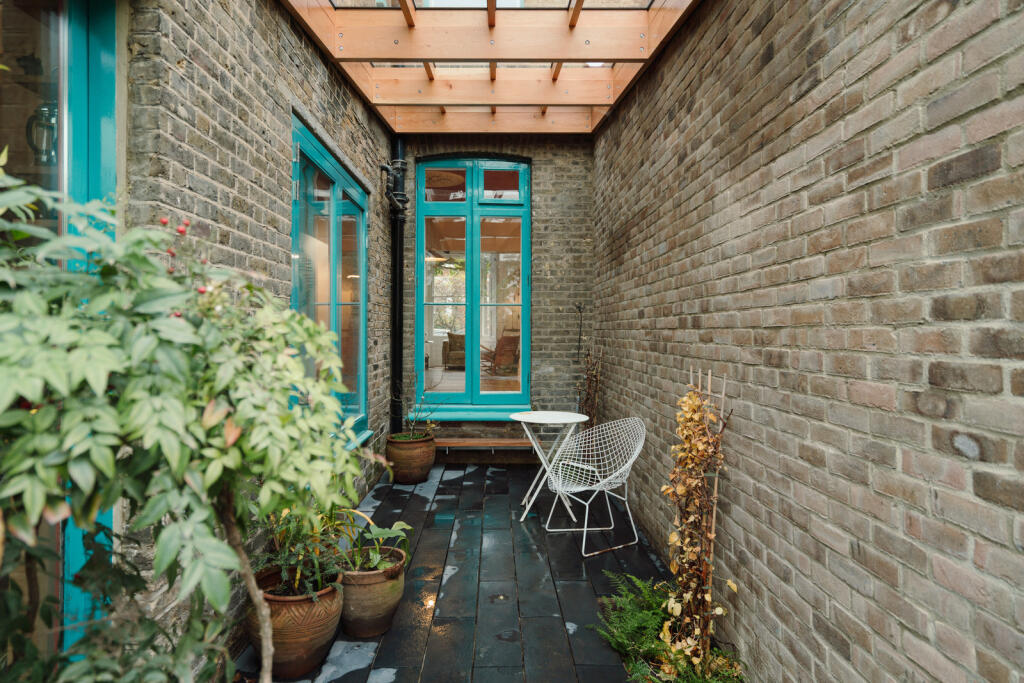 193131 - BUSHEY-HILL-ROAD-II-HIGHRES-101.jpg