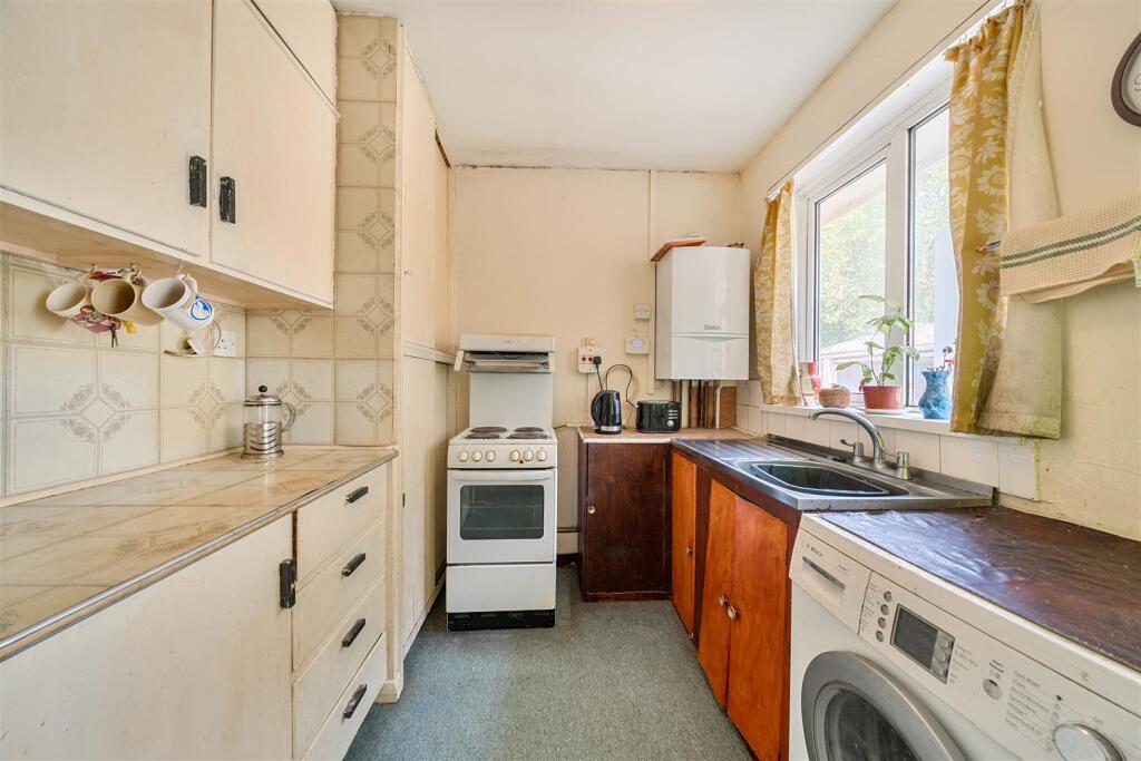 103 McKinnell Crescent (12).jpg