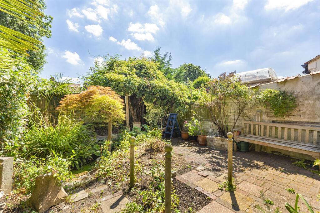 James_anderson-283_lower_richmond_road-tw9__4_.jpg