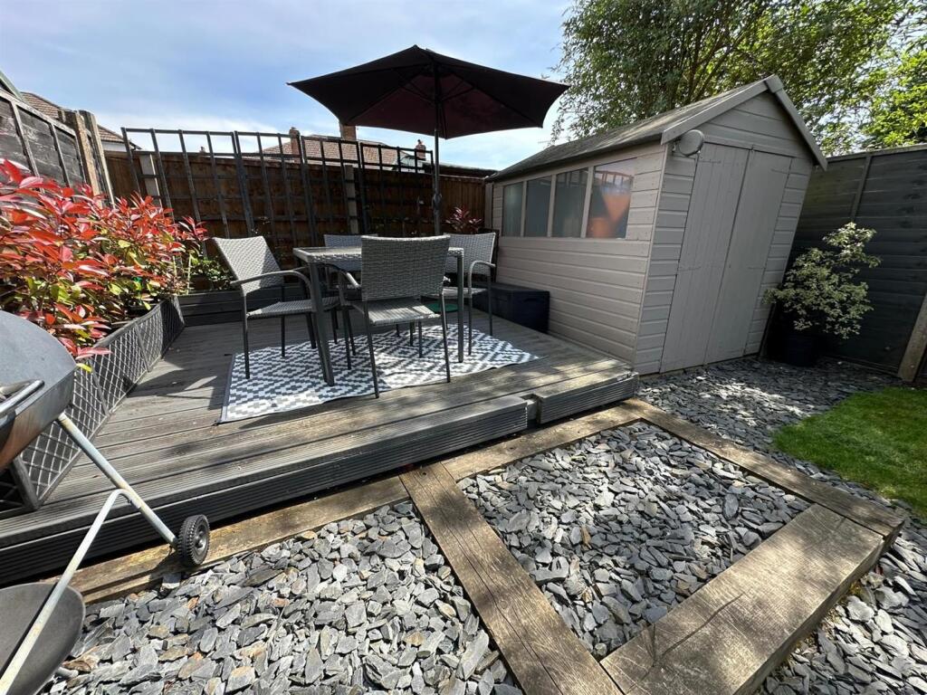 Garden 2.jpg