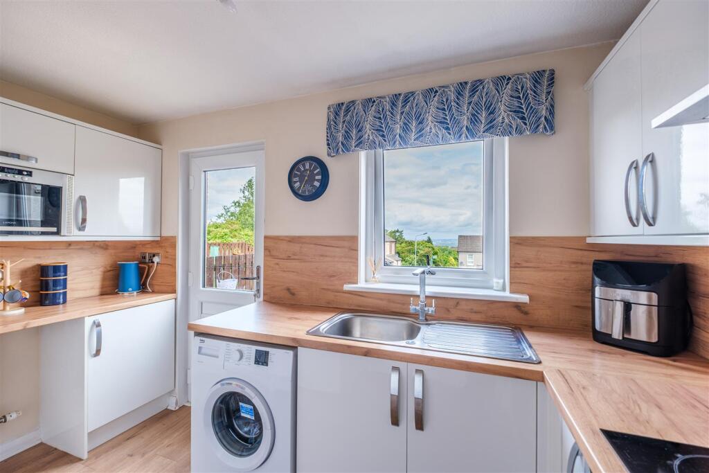 Ailsa Court-17.jpg