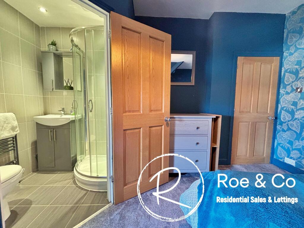 Bedroom two en-suite