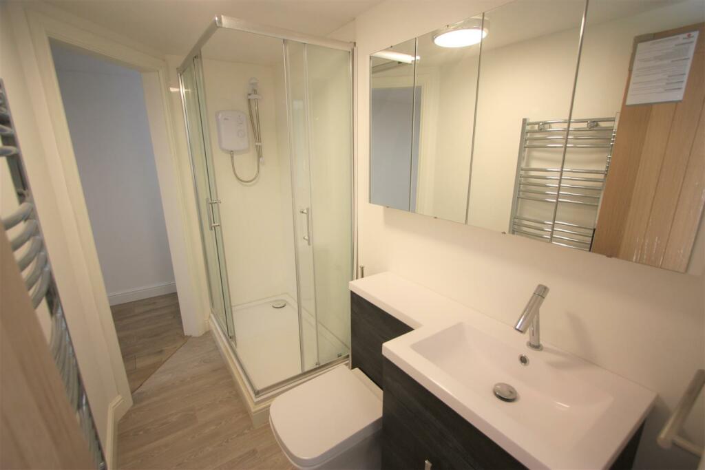 Flat 4, The Meadery Shower Room