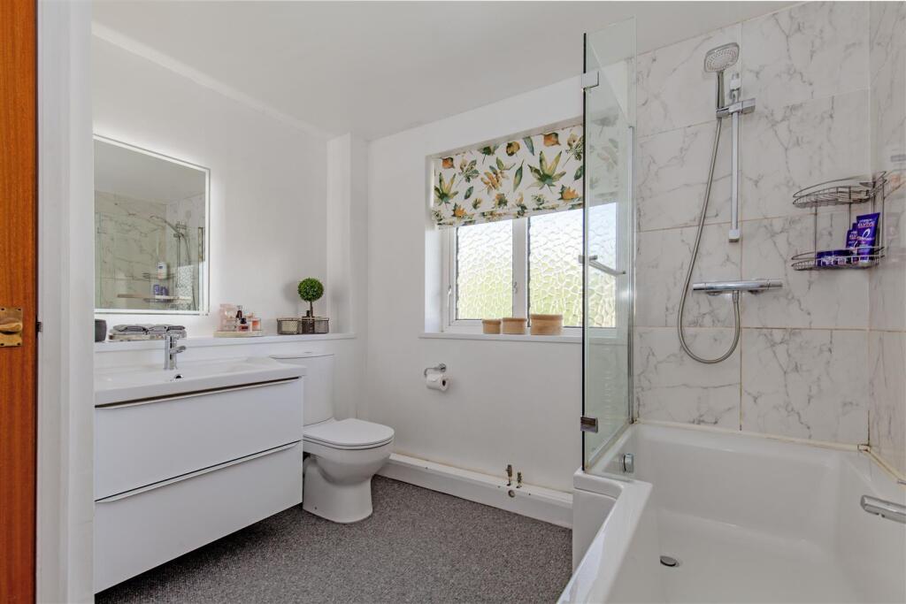 Bathroom-1.jpg