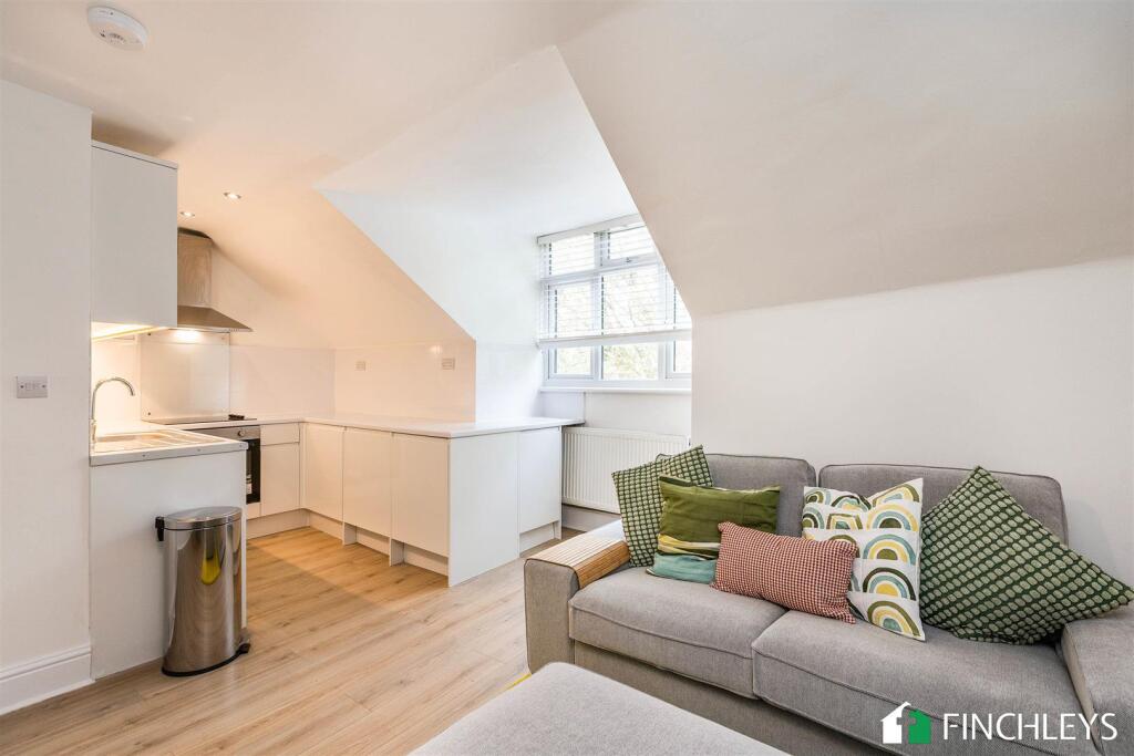 30ahighroadlondonn29pj-16.jpg
