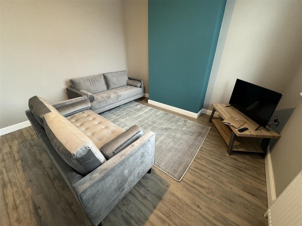 image00015.jpeg