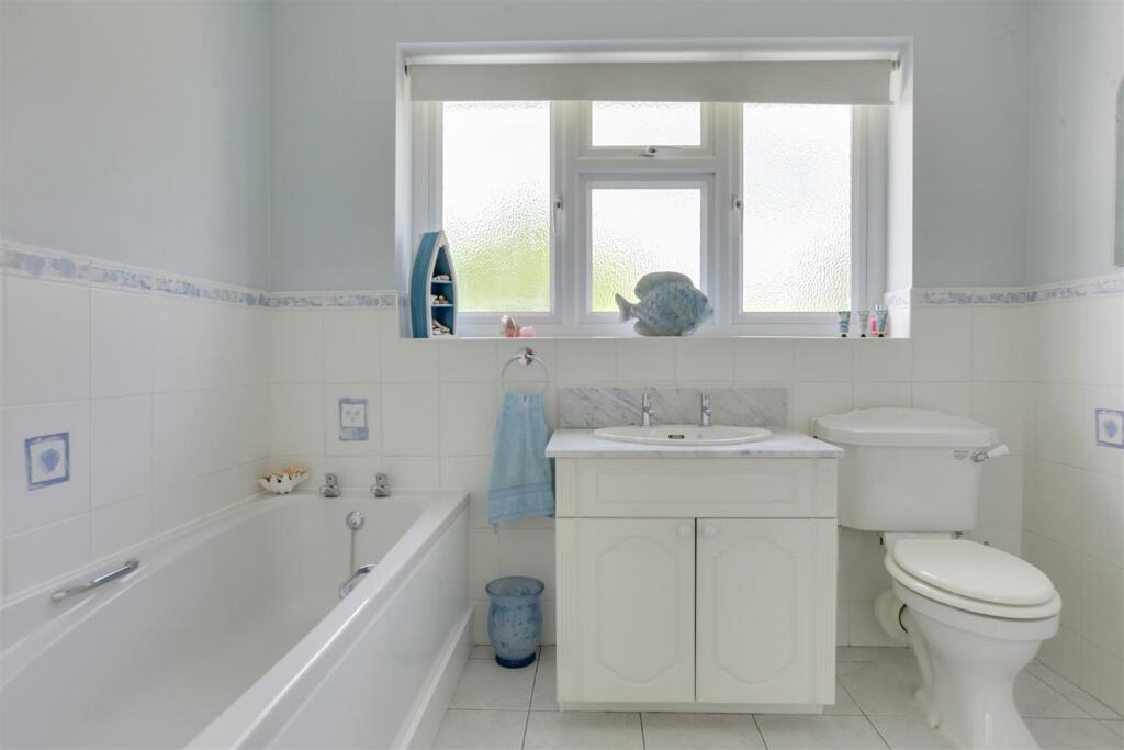 img_5932-img_5934.jpg