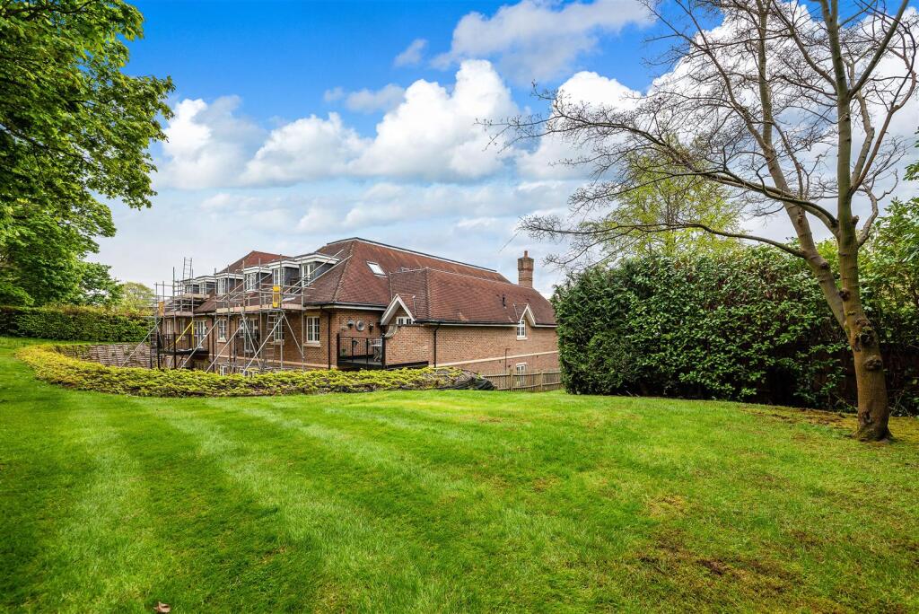 OUTWOOD GRANGE, 1 (2).jpg