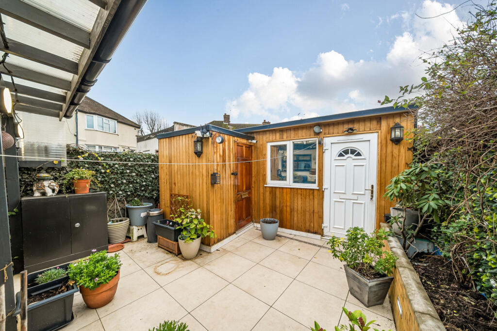 1388718-5-693c0d9...