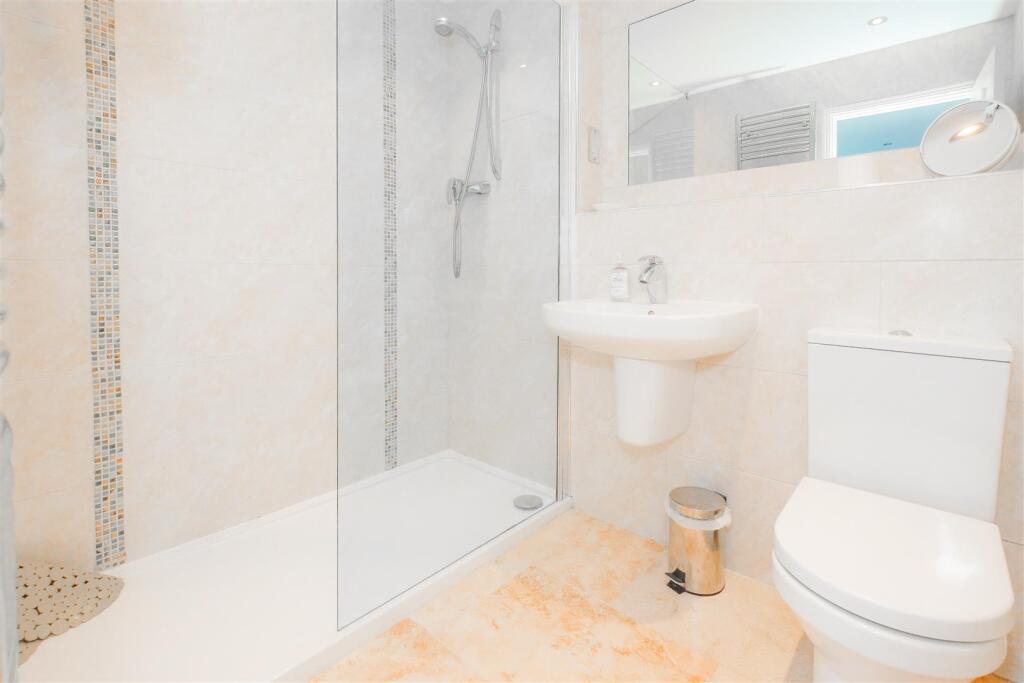 Parry 8 Oakridge St. Mellion-10.jpg