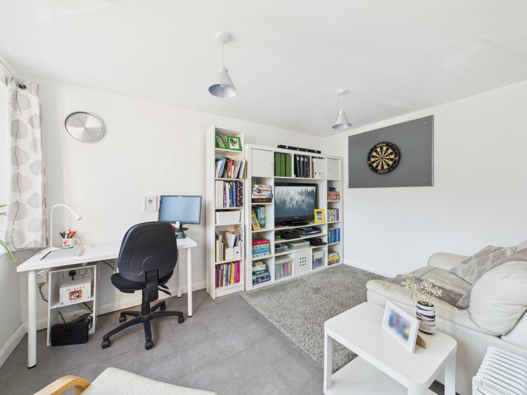 Versatile Reception Room