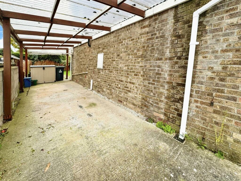 CAR PORT