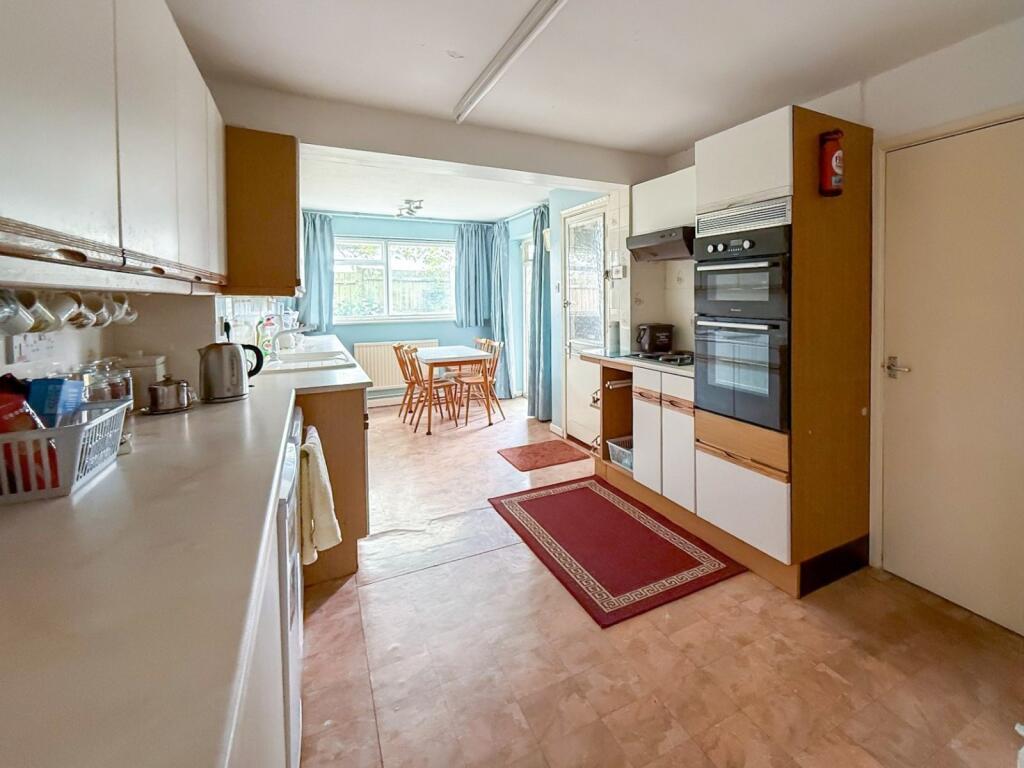 Kitchen-Breakfast