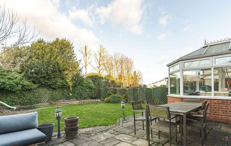 36 Warner Close-28.jpg