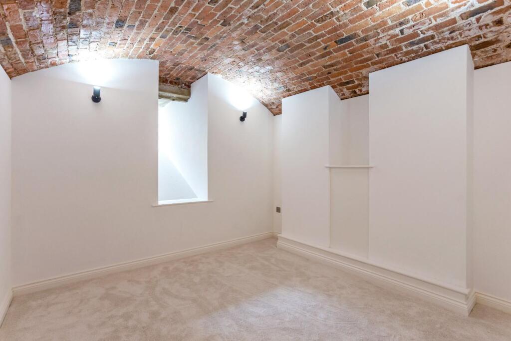 Apartment 1 302970 (14).jpg