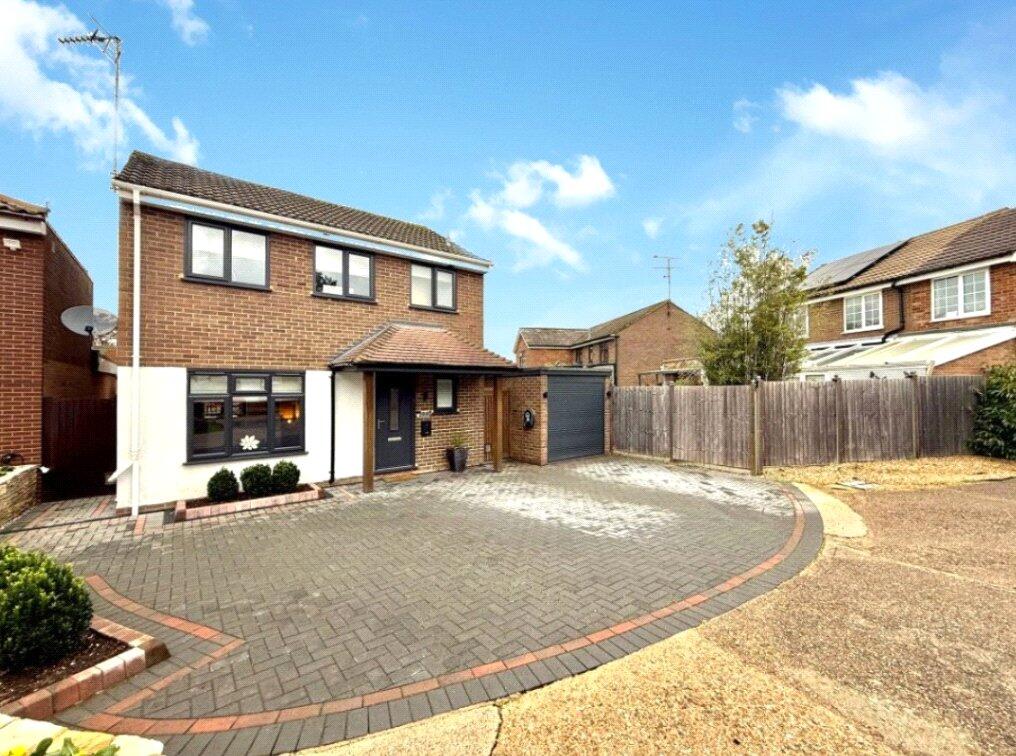 Kilmartin Gardens, Frimley, Surrey, GU16