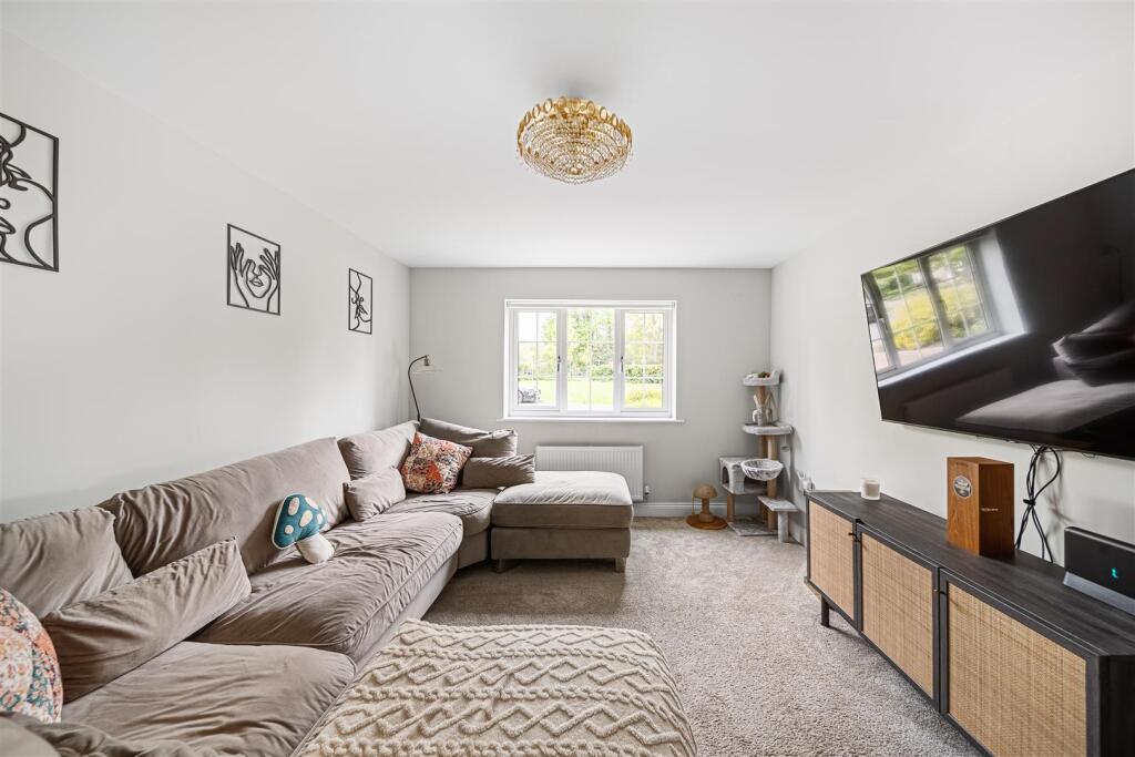 Castle Way-04.jpg