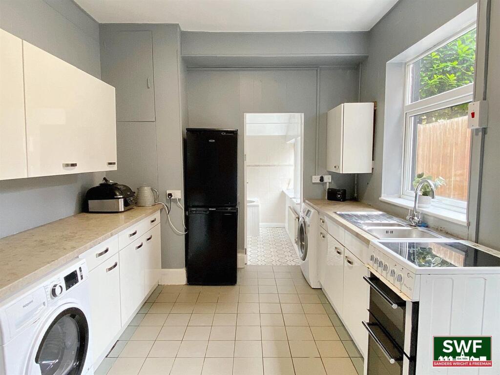 Kitchen.jpg