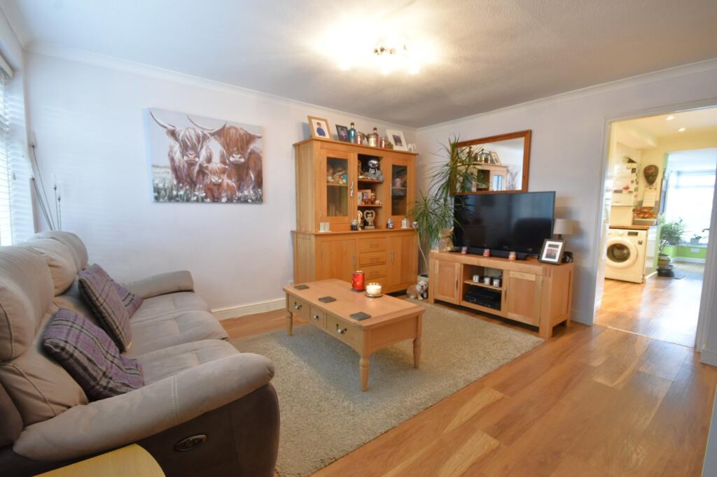 Avondale Close, Horley, Surrey, RH6