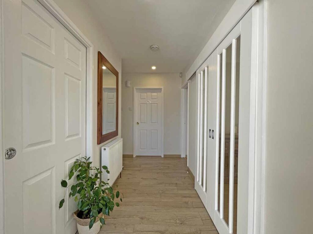 Upland Drive 104 Entrance Hall 1.jpg