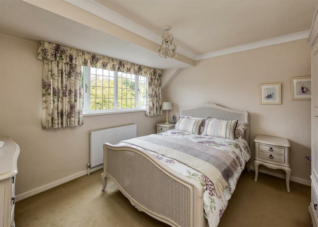 Cornerways-Bedroom 2.jpg