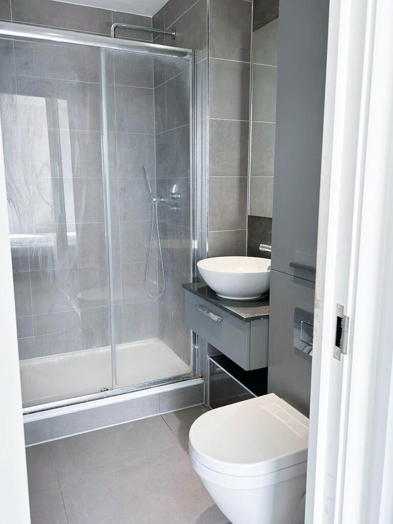 Master Ensuite