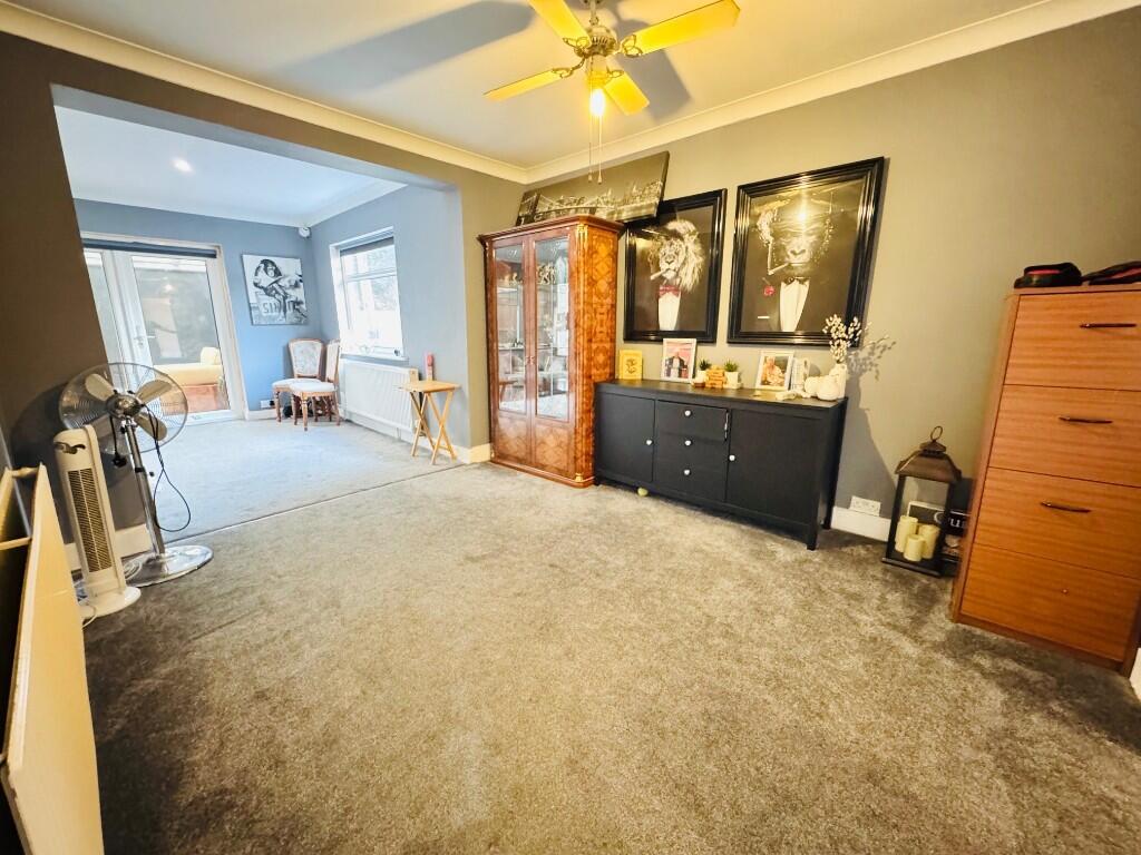 Spring Gardens, Romford, London, RM7