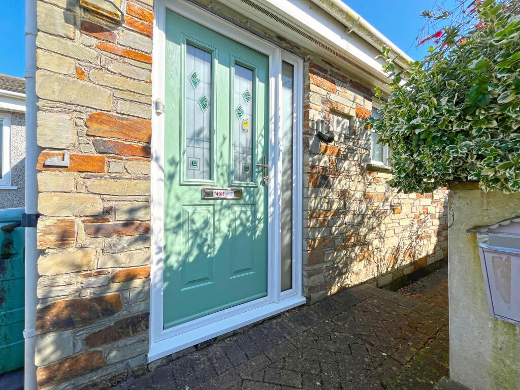 5_f door 1