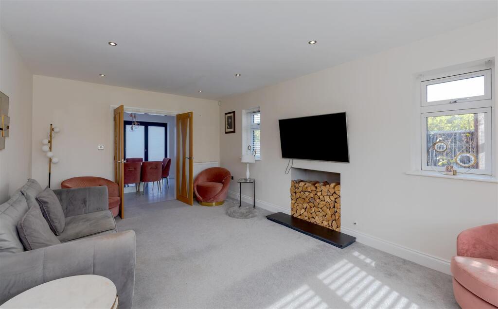 lounge 1.2 SAPL7021-CR3-20250301-DxO_DeepPRIME XD2