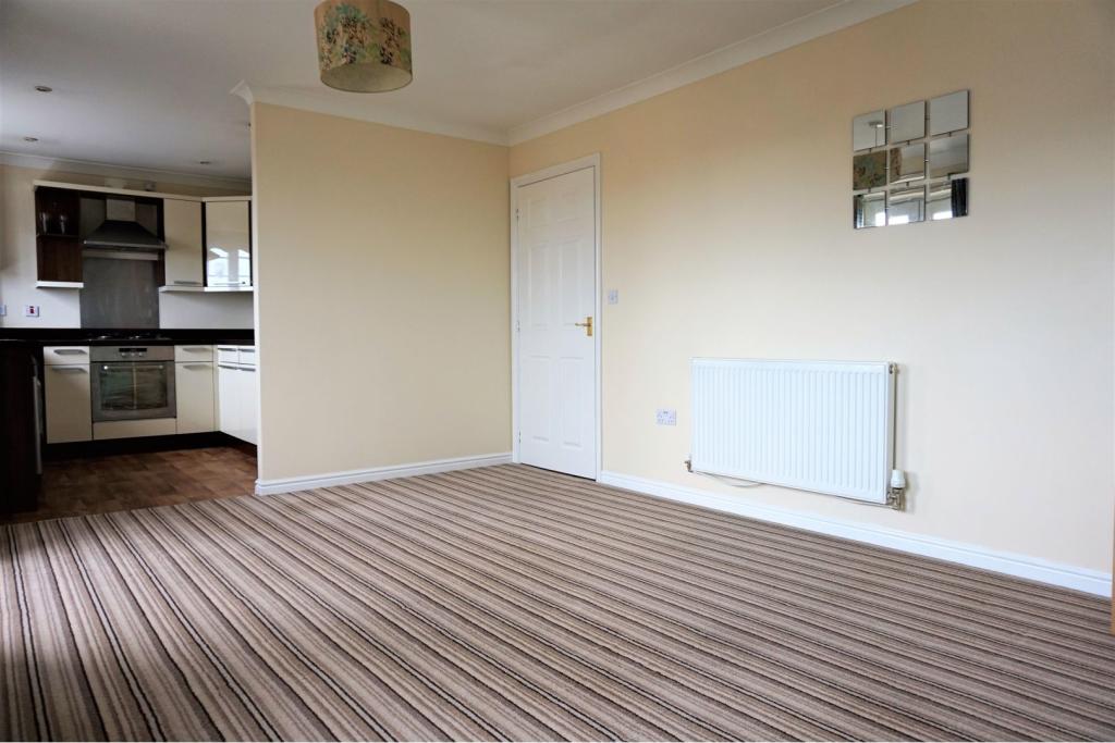 Lounge / Kitchen