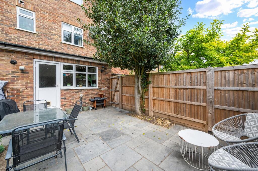 IDMISTON ROAD, 14B- (5).jpg