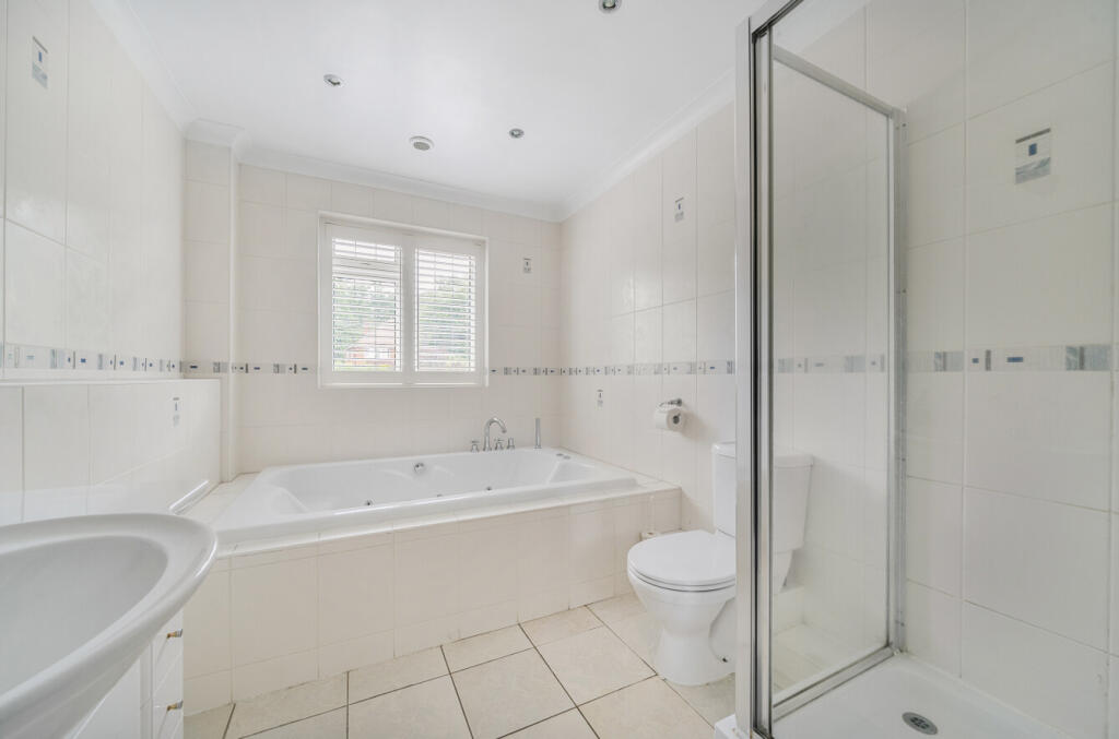 1310654-15-684fed...